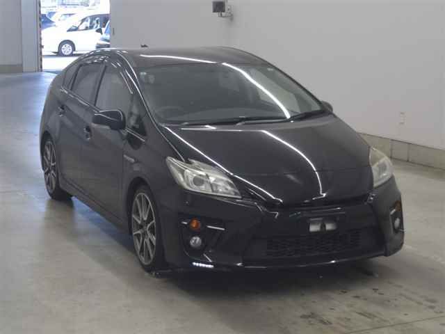 2013 Toyota Prius SツーリングセレクションGs Japan auction vehicle