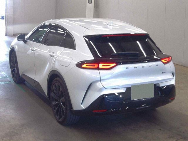 2025 Toyota Crown Sport Z 4WD auction photo 2