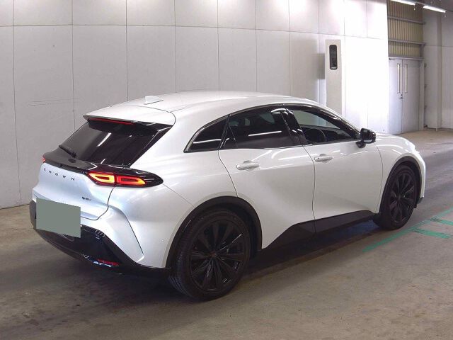 2025 Toyota Crown Sport Z 4WD auction photo 5