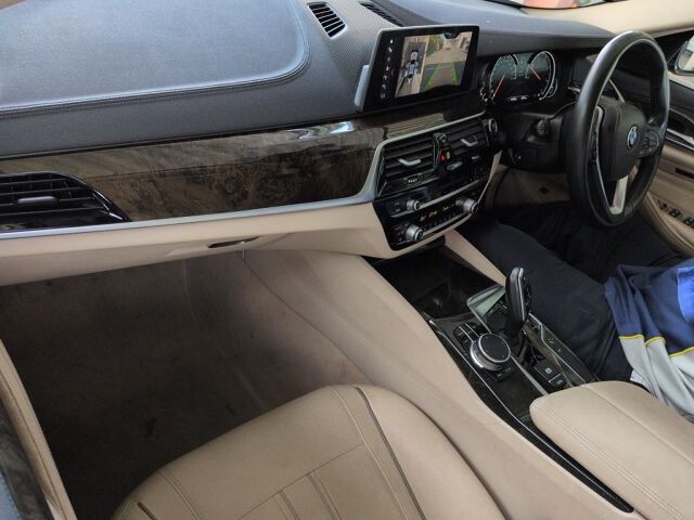 2017 BMW 5 Series 523D Luxury auction photo 3