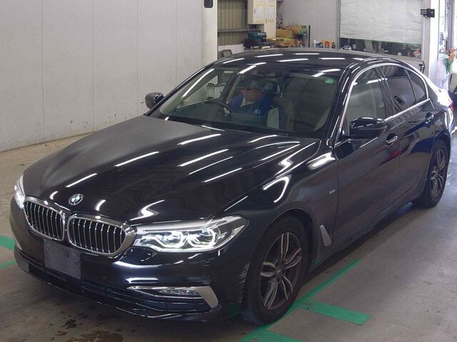 2017 BMW 5 Series 523D Luxury auction photo 4