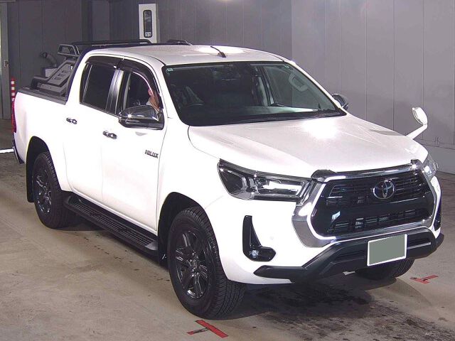 Japan Auction Vehicles 8 2023 Toyota Hilux Z 4WD auction photo