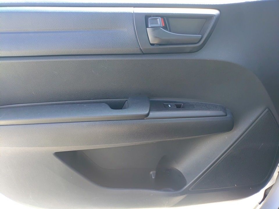 2017 Toyota Corolla Fielder auction photo 13