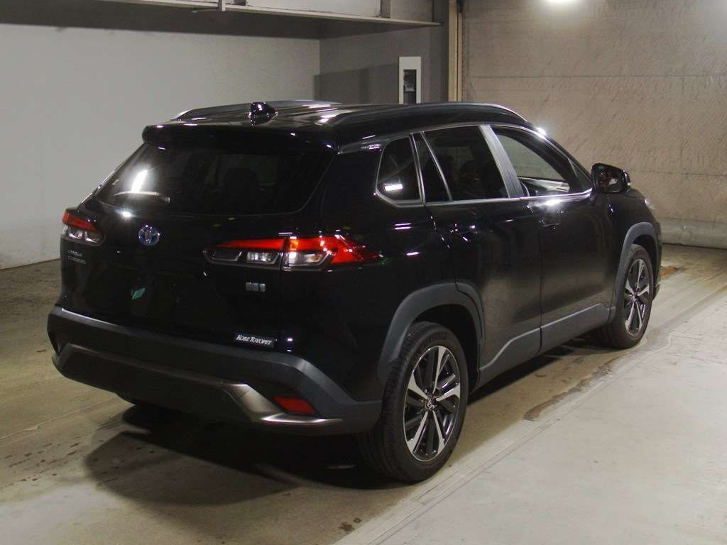 2022 Toyota Corolla Cross Hybrid Z auction photo 2