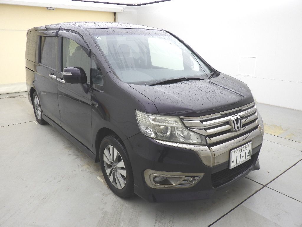 2014 Honda Stepwgn 4WD Z Cool Spirit Japan auction vehicle