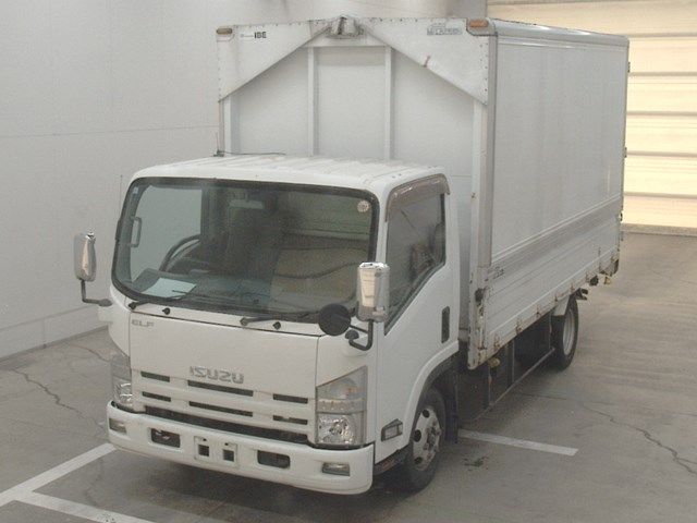 2013 Isuzu Elf Wing Japan auction vehicle