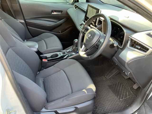 2023 Toyota Corolla Sport ハイブリッドG auction photo 7