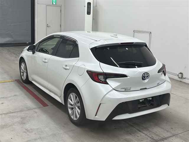 2023 Toyota Corolla Sport ハイブリッドG auction photo 2