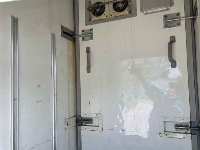 2013 Toyota Dyna レイトウ・レイゾウ auction photo 7