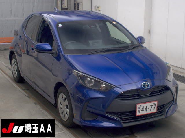Japan Auction Vehicles 12 2021 Toyota Yaris Hybrid X auction photo