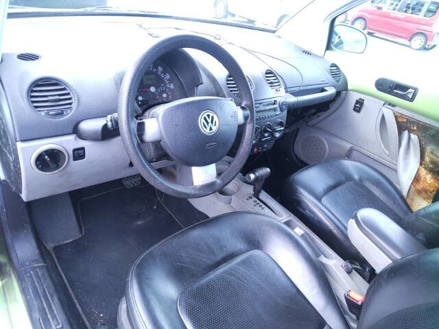 2001 Volkswagen ニュービートル auction photo 3
