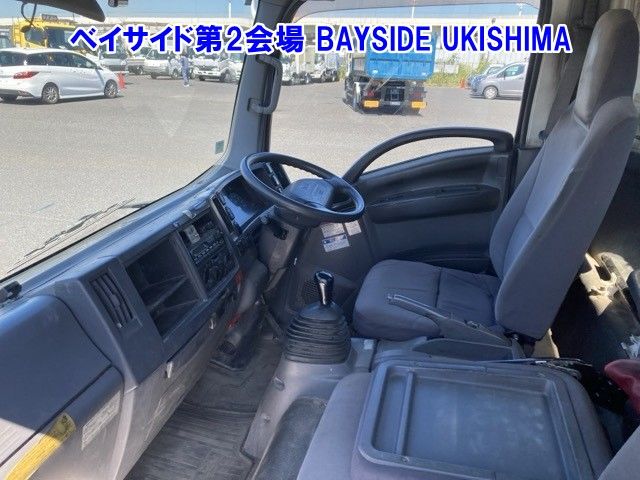 2013 Isuzu Elf Flat crane auction photo 4