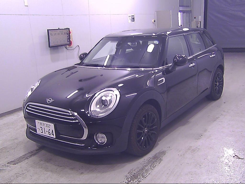 2019 MINI ミニクラブマン 5D Cooper D auction photo 4