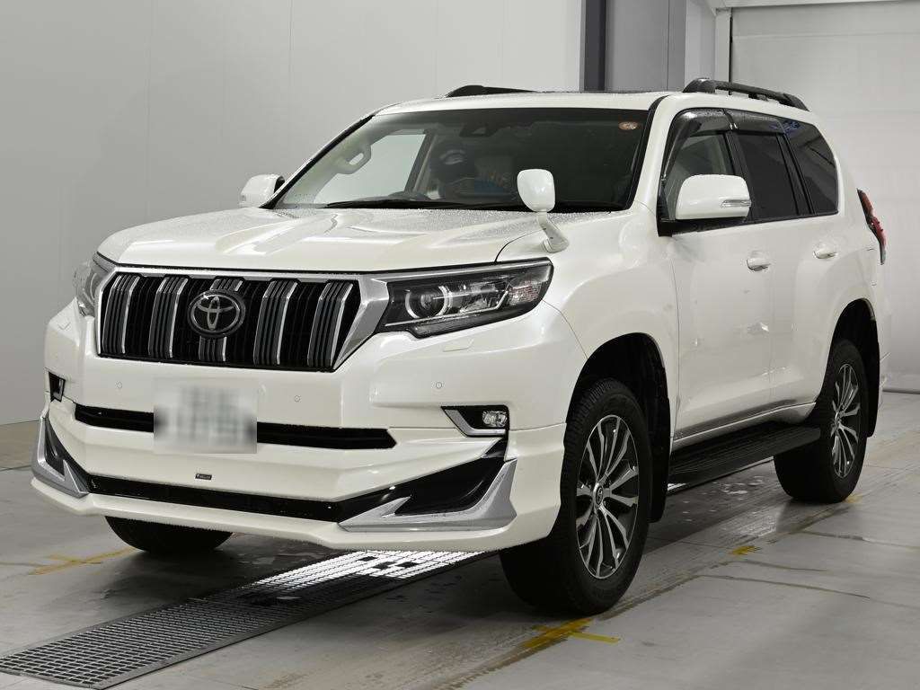Japan Auction Vehicles 14 2022 Toyota Land Cruiser Prado TX L Package 4WD auction photo