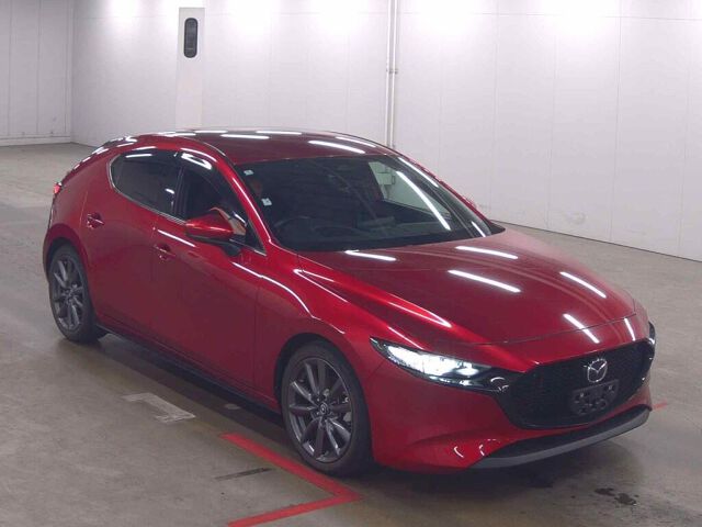 Japan Auction Vehicles 8 2024 Mazda 3ファストバック XD Proactive auction photo