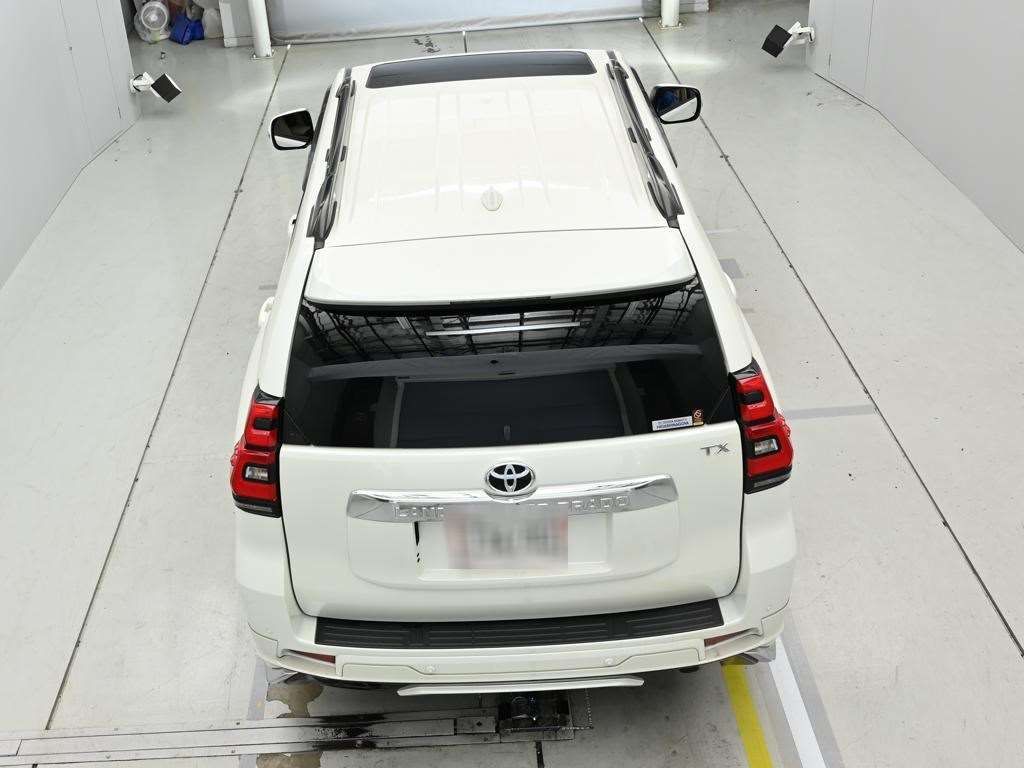 2023 Toyota Land Cruiser Prado TX Lパッケージ 4WD auction photo 8