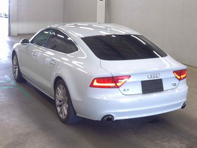 2015 Audi A7スポーツバック 3.0TFSIクワトロ 4WD auction photo 2