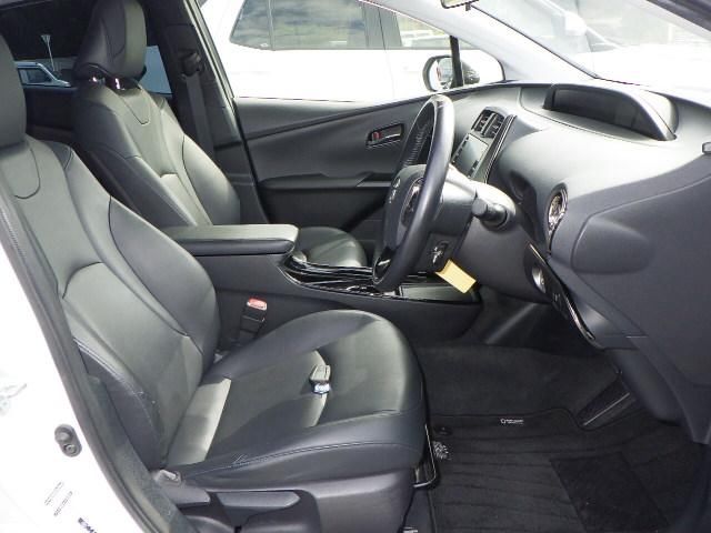 2021 Toyota Prius Sツーリングセレクションブラックエディション auction photo 6