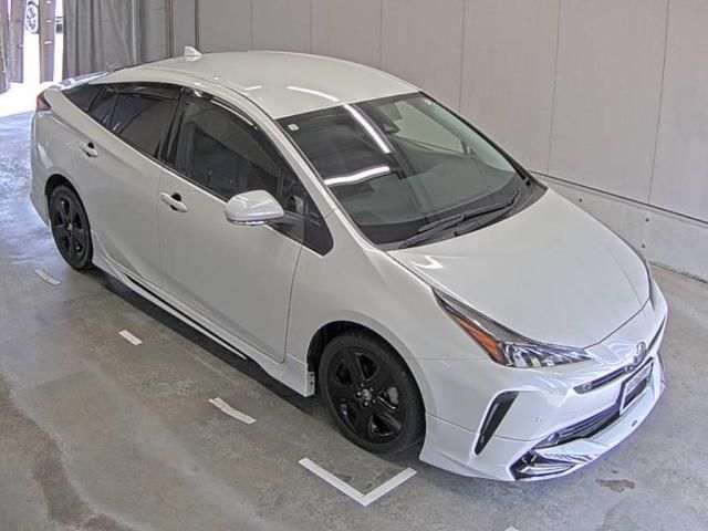Japan Auction Vehicles 11 2021 Toyota Prius Sツーリングセレクションブラックエディション auction photo