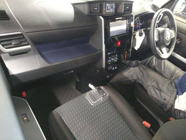 2022 Toyota Roomy カスタムG auction photo 3