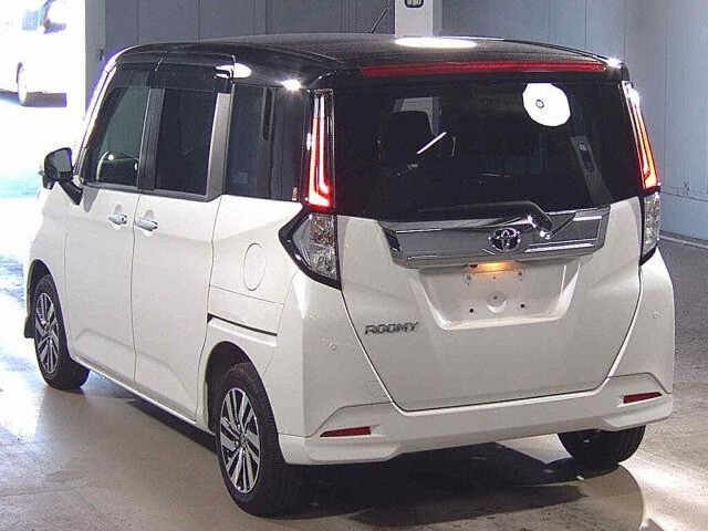 2022 Toyota Roomy カスタムG auction photo 2