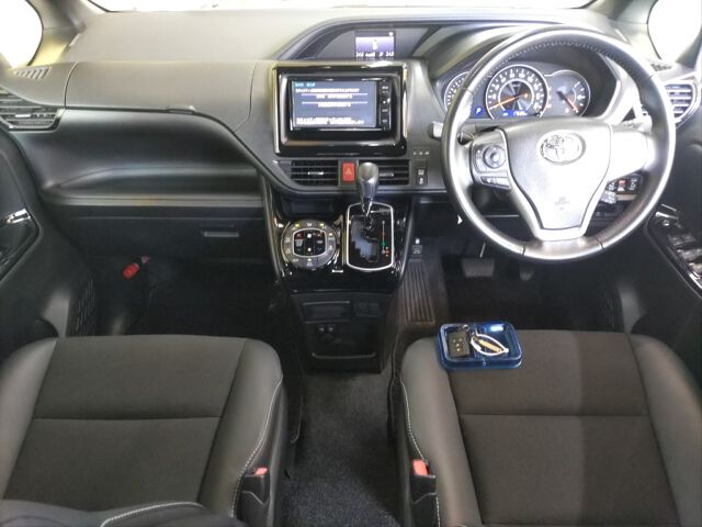 2018 Toyota Noah SI WXB auction photo 3