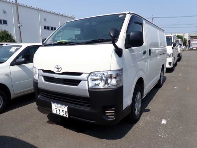 Japan Auction Vehicles 12 2021 Toyota Hiace DX 4WD auction photo