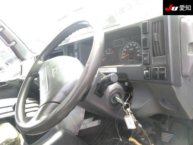 2013 Isuzu エルフ T auction photo 5