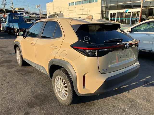 2020 Toyota Yaris Cross G auction photo 2