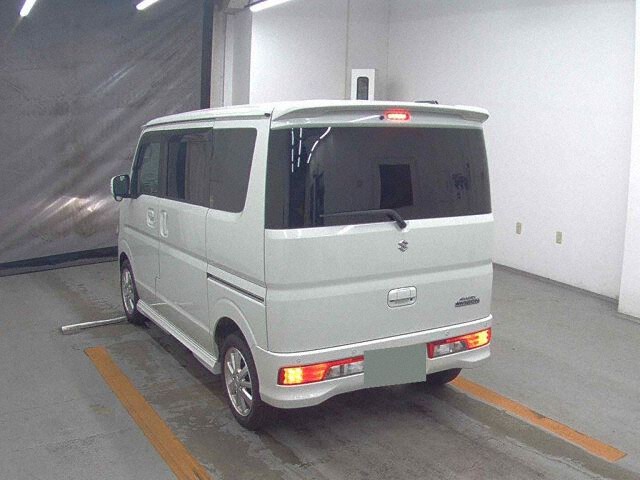 2024 Suzuki Every Wagon PZターボスペシャル auction photo 2