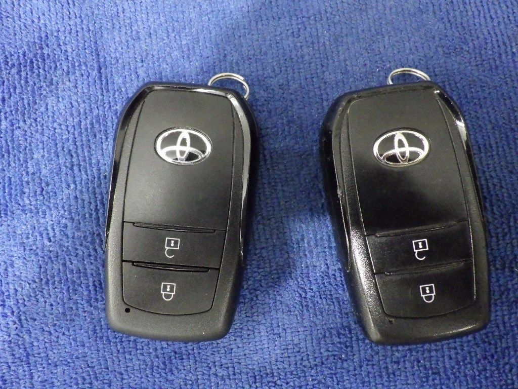 2023 Toyota ヤリス 5HB X auction photo 9