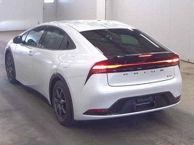 2025 Toyota Prius Z auction photo 2