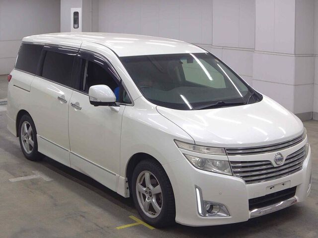 2012 Nissan Elgrand 250 Highway Star 4WD Japan auction vehicle