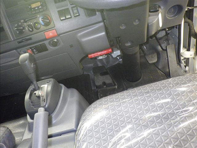 2018 Isuzu Elf 平ボディ auction photo 7