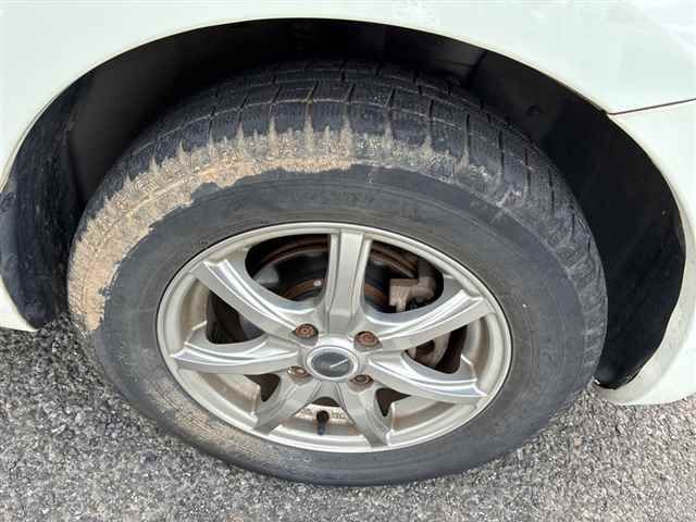 2012 Nissan マーチ5HB 4WD 12X FOUR auction photo 8