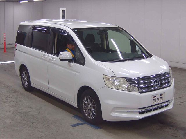 Japan Auction Vehicles 8 2012 Honda Stepwgn G auction photo