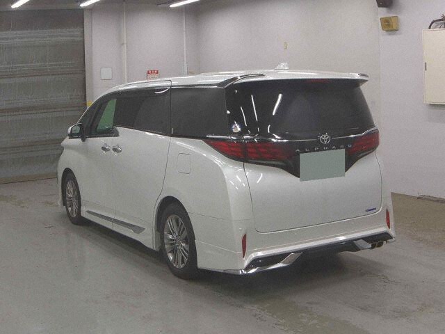 2024 Toyota Alphard Z auction photo 2