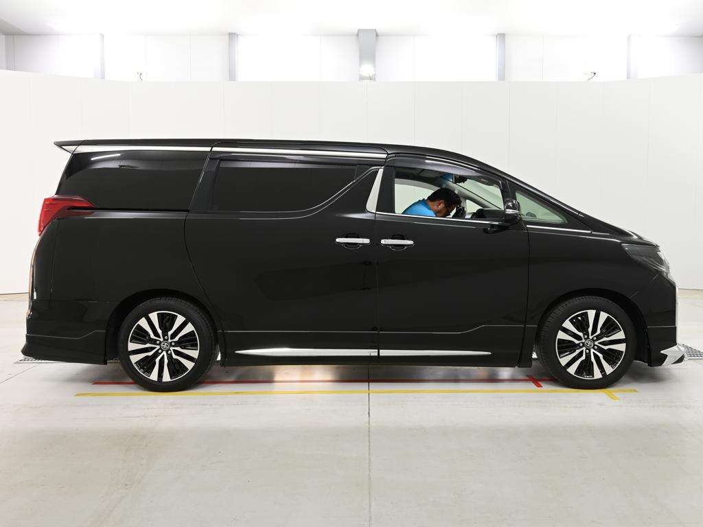 2022 Toyota Alphard 2.5S C Package auction photo 3