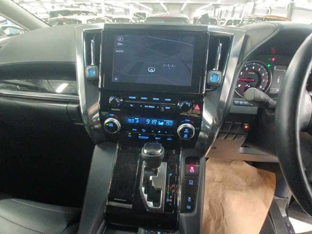 2022 Toyota Alphard 2.5S C Package auction photo 11