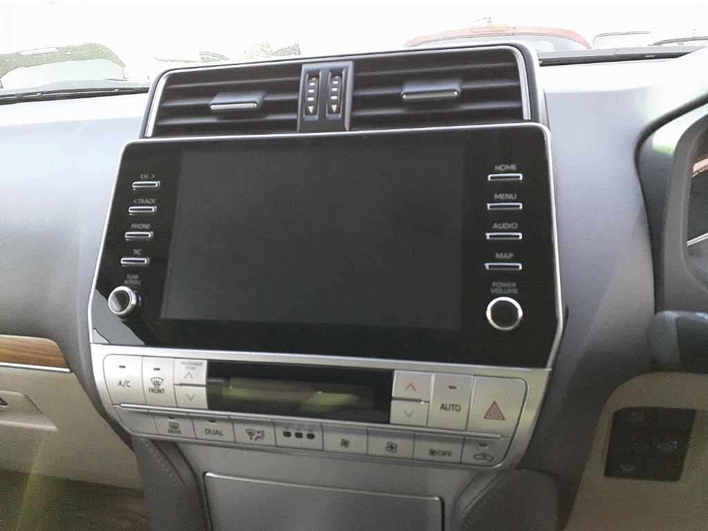 2023 Toyota Land Cruiser Prado TX Lパッケージ 4WD auction photo 12