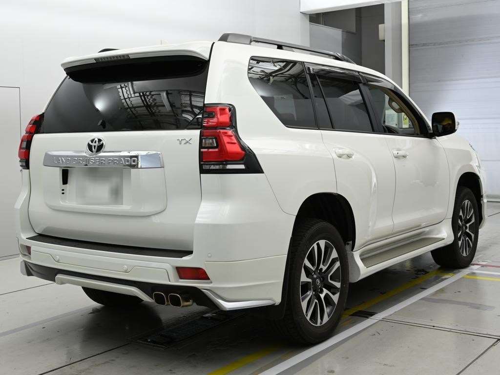 2023 Toyota Land Cruiser Prado TX Lパッケージ 4WD auction photo 2