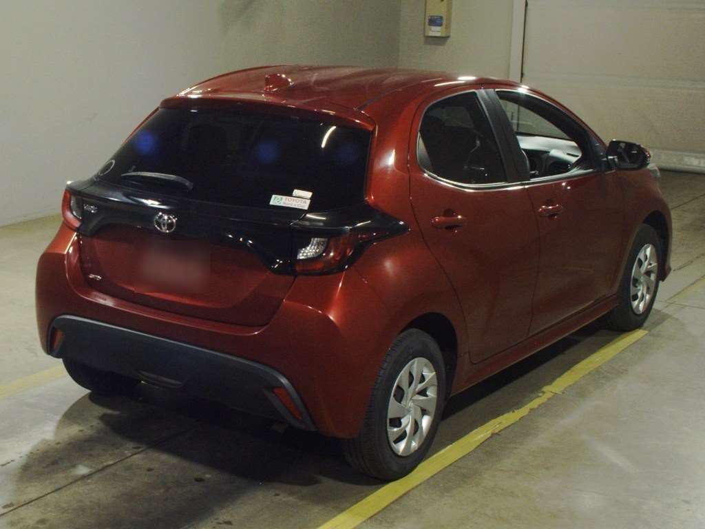 2022 Toyota Yaris G 4WD auction photo 2