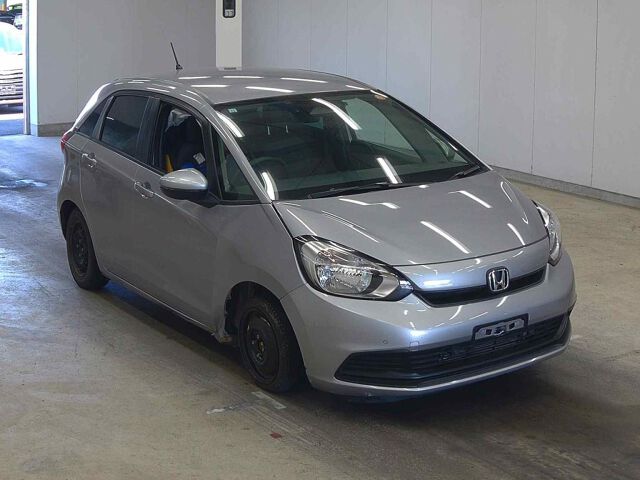 Japan Auction Vehicles 8 2022 Honda Fit ベーシック auction photo