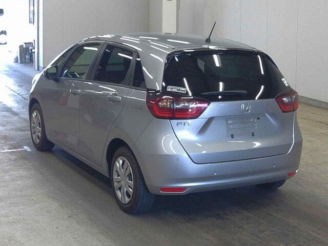 2022 Honda Fit ベーシック auction photo 2