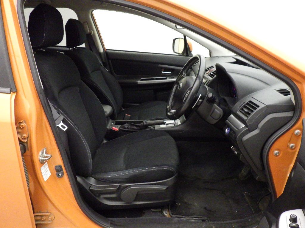 2013 Subaru XV Hybrid 2.0i auction photo 6