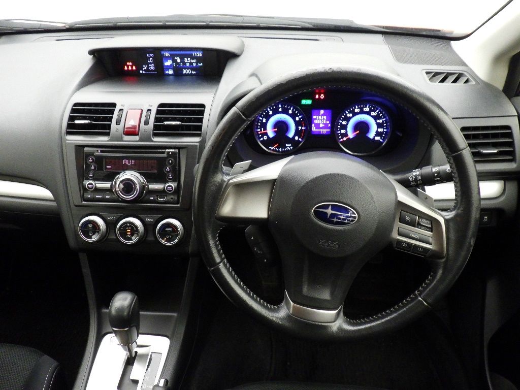 2013 Subaru XV Hybrid 2.0i auction photo 3