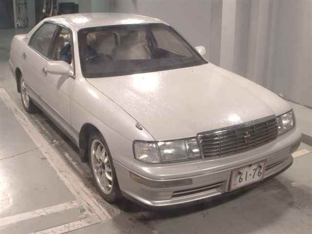 1995 Toyota Crown G Japan auction vehicle