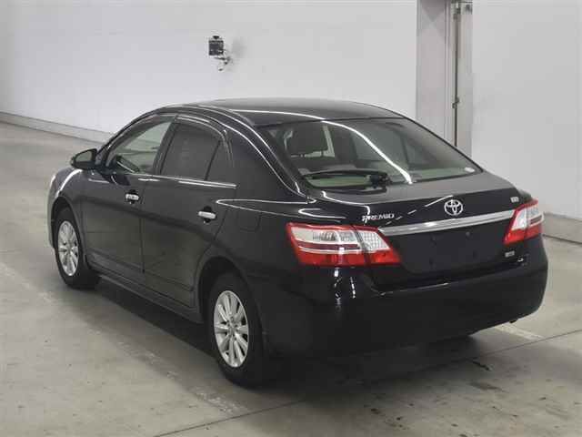 2015 Toyota Premio 1.8X EXパッケージ auction photo 2