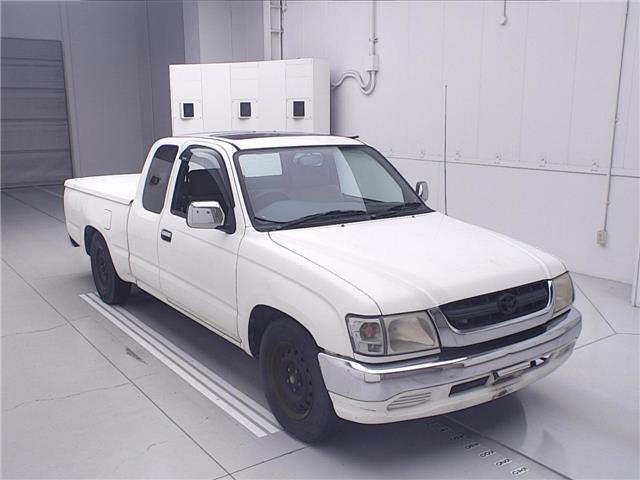 Japan Auction Vehicles 12 2003 Toyota Hilux Sports Pickup Extra auction photo