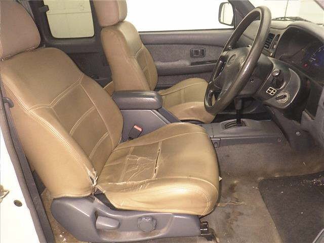 2003 Toyota Hilux Sports Pickup Extra auction photo 5